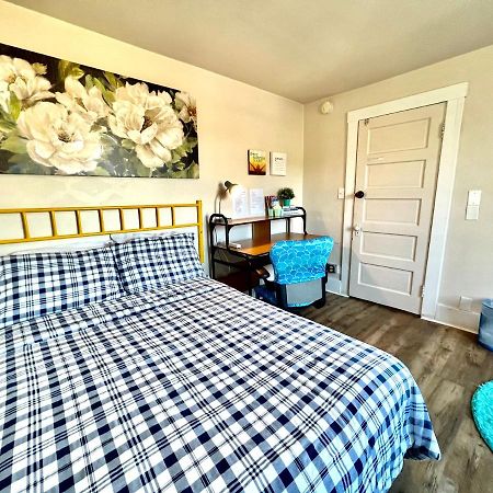 Private Room With Shared Bathrooms 10 Mins To Seatac Airport And 20 Mins To Downtown Seattle Exterior photo
