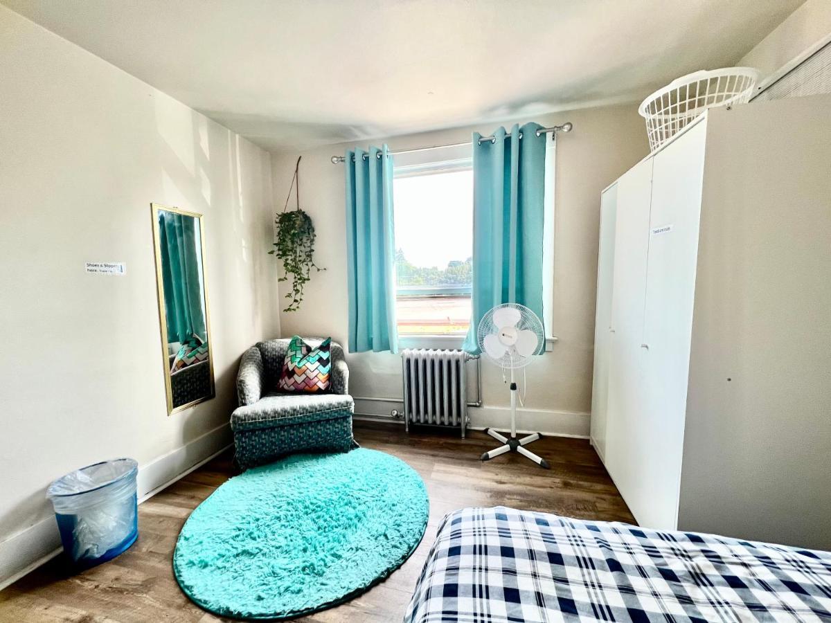 Private Room With Shared Bathrooms 10 Mins To Seatac Airport And 20 Mins To Downtown Seattle Exterior photo